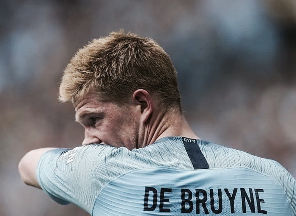 如何看待皇马近况？卡塞米罗：不会为皇马担心，我更担心曼联（卡塞米罗谈皇马现状：不担心皇马，更忧心曼联）