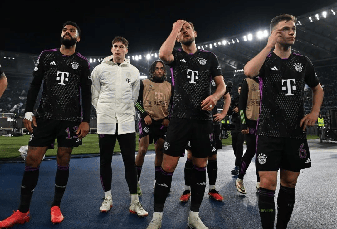 足球报：浙江队花4亿是谣言；韦世豪、李磊先后来做康复（《足球报》辟谣：浙江队花4亿不实，韦世豪、李磊相继接受康复）