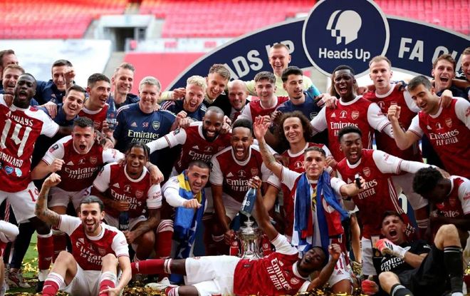 官方：内马尔父亲拥有的公司NR Sports正式收购贝利品牌（官宣：内马尔父亲旗下NR Sports完成收购贝利品牌）