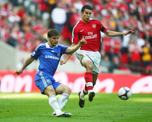 赫罗纳vs皇马裁判录音：姆巴佩第41分钟进球因手球在先被取消（裁判录音曝光赫罗纳战皇马：第41分钟姆巴佩先手球，进球被判无效）