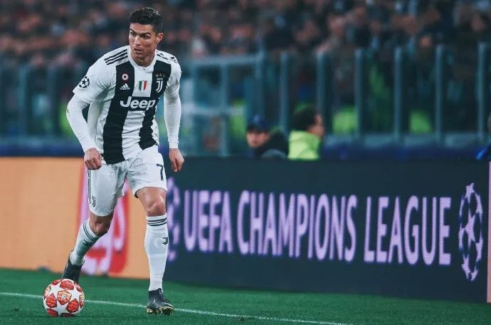 图片报：于帕和拜仁的谈判已停滞几周，圣诞节前不会有进展（图片报：拜仁与于帕的谈判已搁置数周，圣诞节前难有进展）