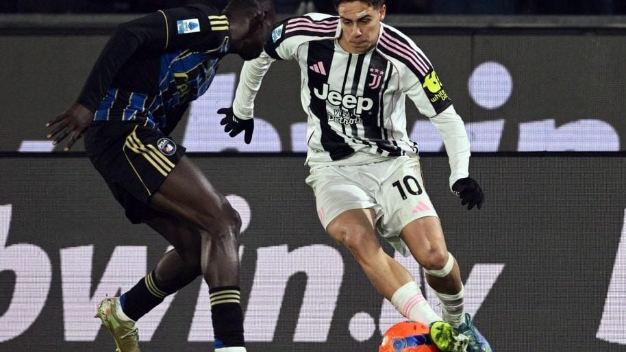 篮球湖人球员赛季数据持续上升（湖人球员本赛季数据稳步提升）