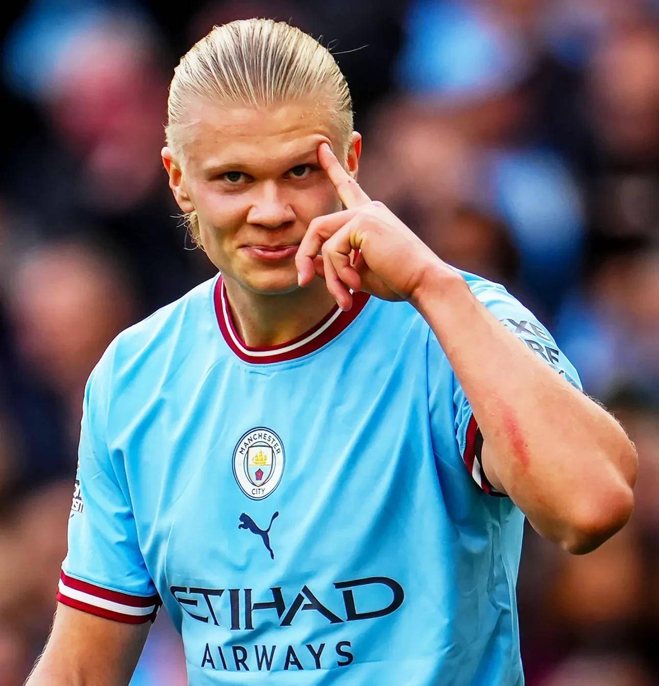 美媒预测本赛季入选全明星概率：里夫斯73%，詹姆斯69%（美媒给出本季全明星入选概率：里夫斯73%，詹姆斯69%）