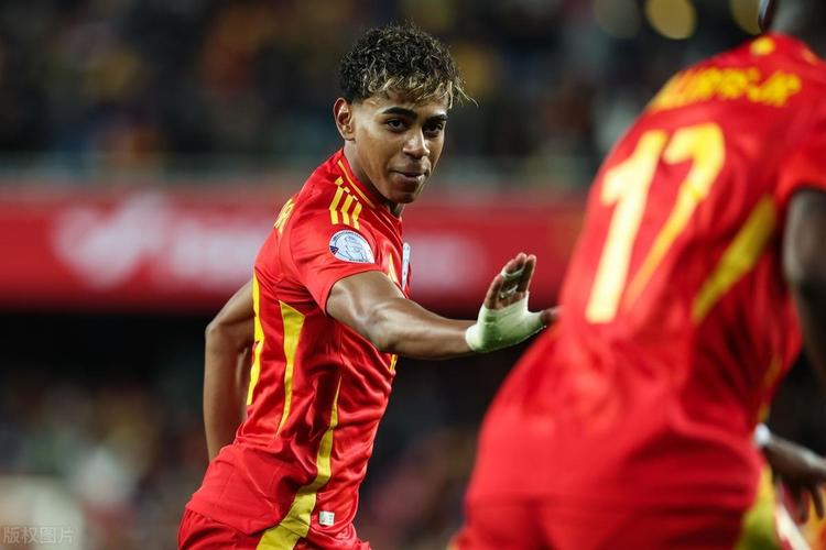 西蒙尼获第60场欧冠胜利，与克洛普并列主教练胜场榜单第7（西蒙尼斩获欧冠第60胜，与克洛普并列教练胜场第七位）