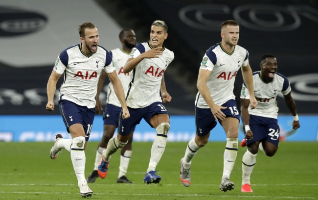 利物浦矛盾公开化！利物浦3-3遭保级队绝平 赛后萨拉赫炮轰球队（利物浦内讧显现：3-3被保级队压哨扳平，萨拉赫赛后怒斥球队）